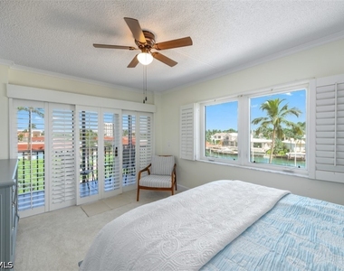 2170 Gulf Shore Boulevard N - Photo Thumbnail 3