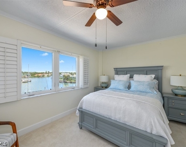 2170 Gulf Shore Boulevard N - Photo Thumbnail 2