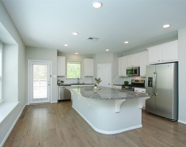 177 Emory Birch Drive - Photo Thumbnail 5
