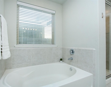 177 Emory Birch Drive - Photo Thumbnail 17