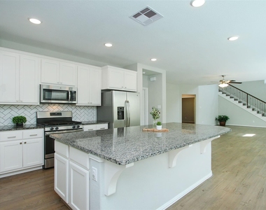 177 Emory Birch Drive - Photo Thumbnail 12