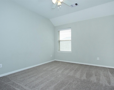 177 Emory Birch Drive - Photo Thumbnail 23