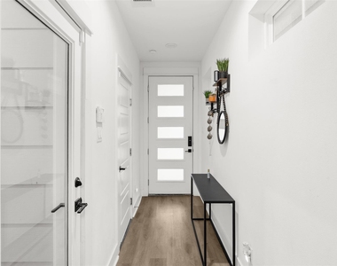 2056 Johanna Drive - Photo Thumbnail 2