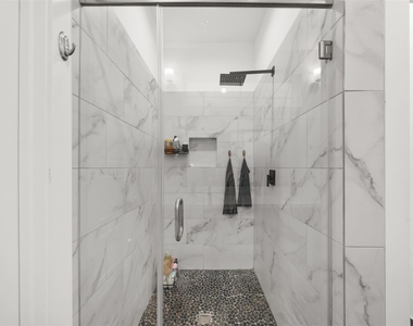 2056 Johanna Drive - Photo Thumbnail 16