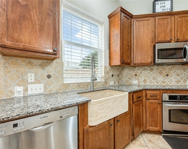 1332 Dorothy Street - Photo Thumbnail 12