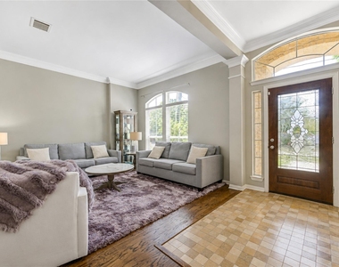 1332 Dorothy Street - Photo Thumbnail 3