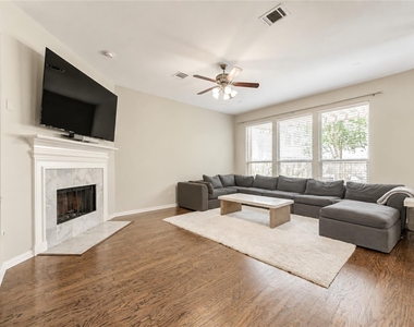 1332 Dorothy Street - Photo Thumbnail 7