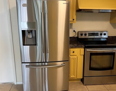 12810 Ashford Meadow Drive - Photo Thumbnail 4