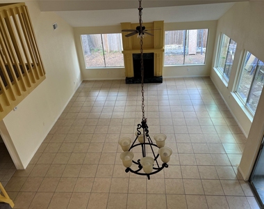 12810 Ashford Meadow Drive - Photo Thumbnail 8