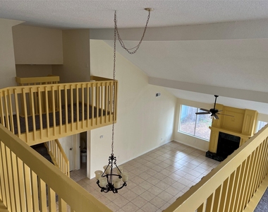 12810 Ashford Meadow Drive - Photo Thumbnail 7