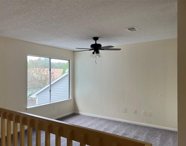 12810 Ashford Meadow Drive - Photo Thumbnail 11