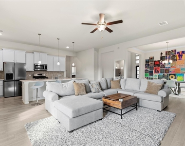 2602 Arbor Edge Crossing - Photo Thumbnail 4