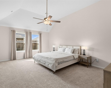 2602 Arbor Edge Crossing - Photo Thumbnail 14