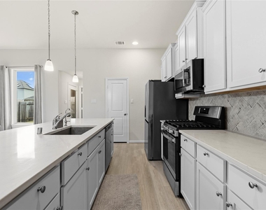 2602 Arbor Edge Crossing - Photo Thumbnail 5
