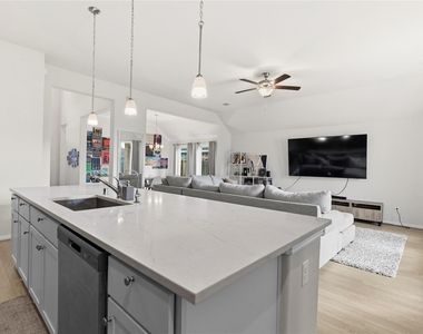 2602 Arbor Edge Crossing - Photo Thumbnail 10