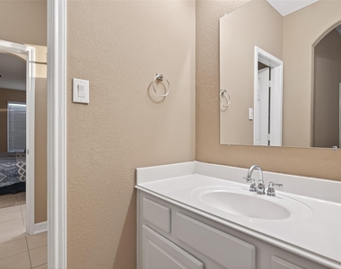 21103 Falcon Creek Court - Photo Thumbnail 40