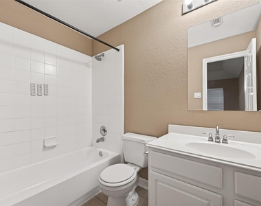 21103 Falcon Creek Court - Photo Thumbnail 37