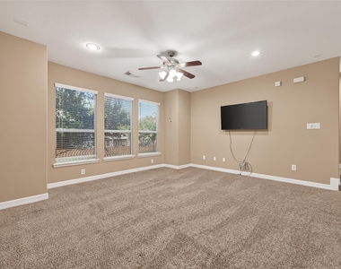 21103 Falcon Creek Court - Photo Thumbnail 31