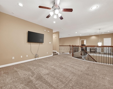 21103 Falcon Creek Court - Photo Thumbnail 30