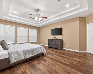 21103 Falcon Creek Court - Photo Thumbnail 23
