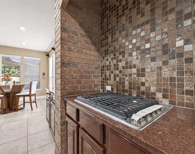 21103 Falcon Creek Court - Photo Thumbnail 14