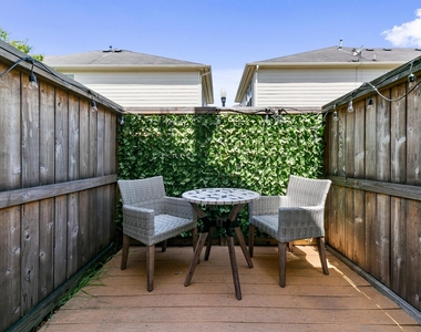 1759 Aden Drive - Photo Thumbnail 14