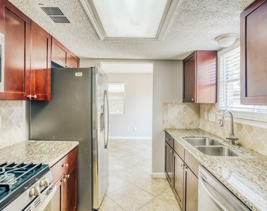 11830 Perry Road - Photo Thumbnail 7