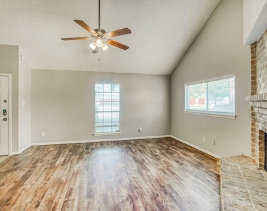 11830 Perry Road - Photo Thumbnail 4