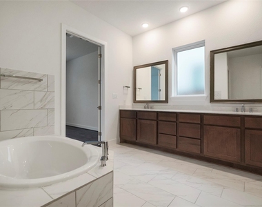 6 Clearview Terrace Place - Photo Thumbnail 21