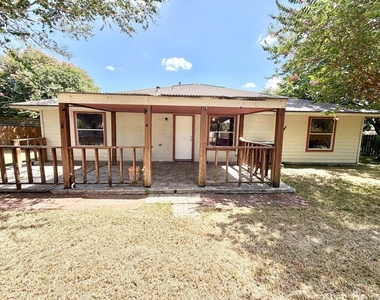 10139 Woodico Court - Photo Thumbnail 13
