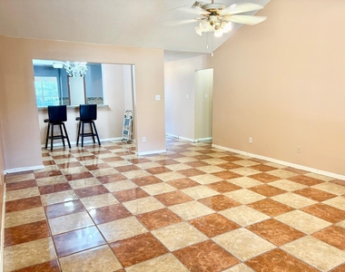 10139 Woodico Court - Photo Thumbnail 5