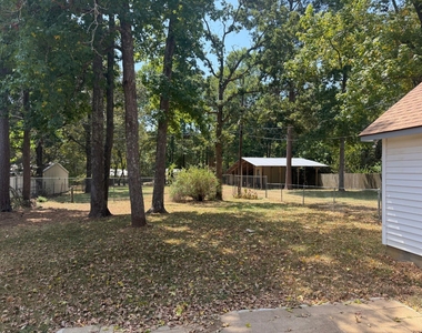 12711 Woodcreek Drive - Photo Thumbnail 15