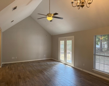 12711 Woodcreek Drive - Photo Thumbnail 2