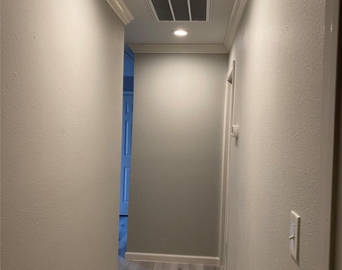5314 Wenda Street - Photo Thumbnail 5