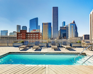 915 Franklin Street - Photo Thumbnail 6