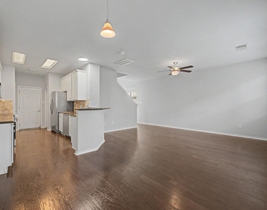 43 S Camellia Grove Circle - Photo Thumbnail 9