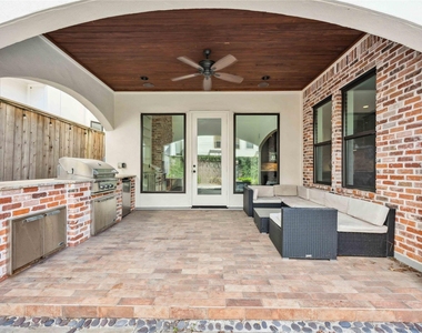 215 Malone Street - Photo Thumbnail 43