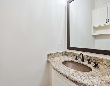 215 Malone Street - Photo Thumbnail 42