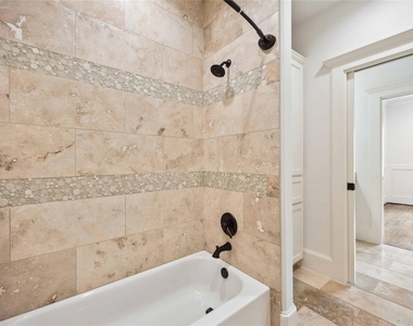 215 Malone Street - Photo Thumbnail 35