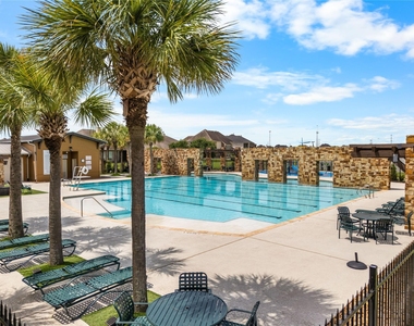 16226 Amber Brown Drive - Photo Thumbnail 27