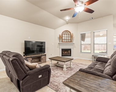 16226 Amber Brown Drive - Photo Thumbnail 6