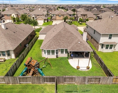 16226 Amber Brown Drive - Photo Thumbnail 32
