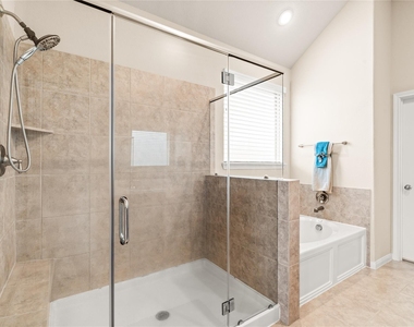 16226 Amber Brown Drive - Photo Thumbnail 14