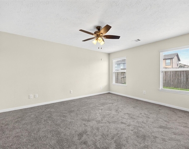 5202 Pine Forest Ridge Street - Photo Thumbnail 21