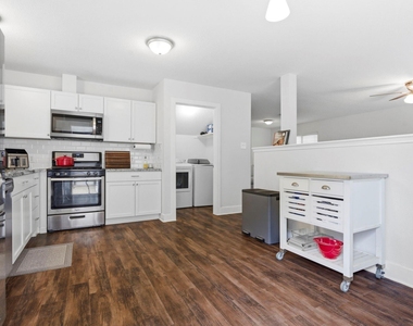 3947 Carriage Park Row - Photo Thumbnail 10