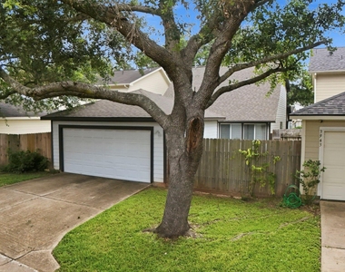 3947 Carriage Park Row - Photo Thumbnail 28