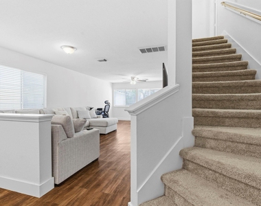 3947 Carriage Park Row - Photo Thumbnail 5