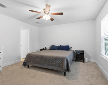 3947 Carriage Park Row - Photo Thumbnail 12
