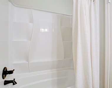 21702 N Tangle Creek Lane - Photo Thumbnail 13