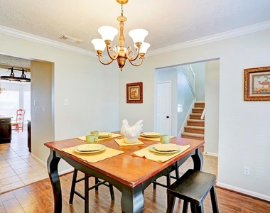 21702 N Tangle Creek Lane - Photo Thumbnail 4